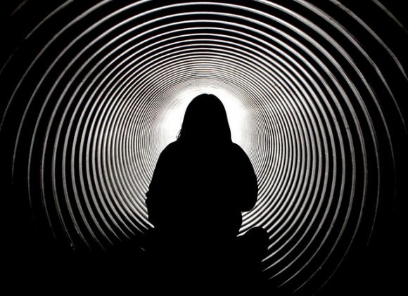 sleep-paralysis-lucid-dream-e1297199806299